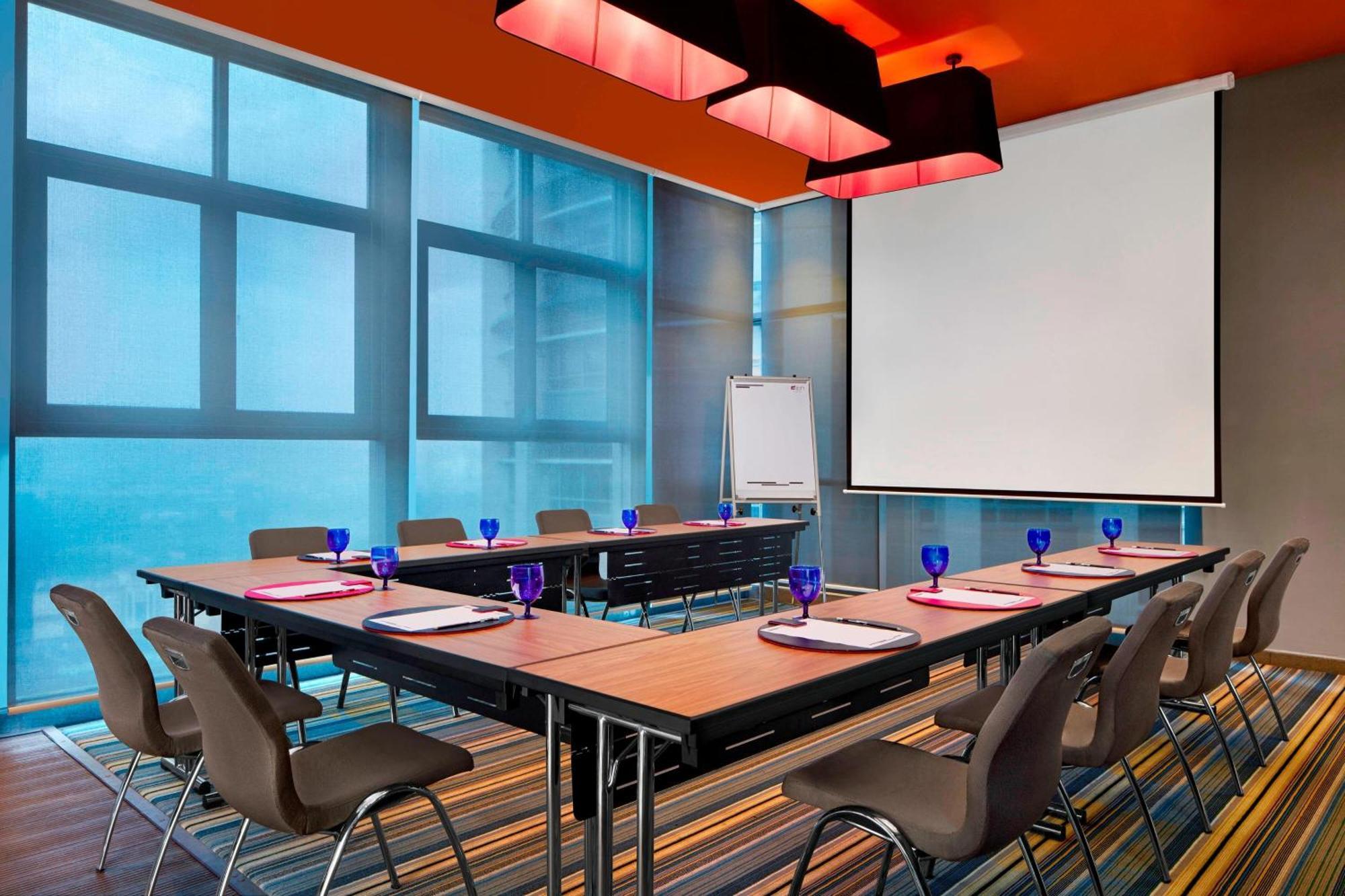 Aloft Kuala Lumpur Sentral Hotel Eksteriør billede